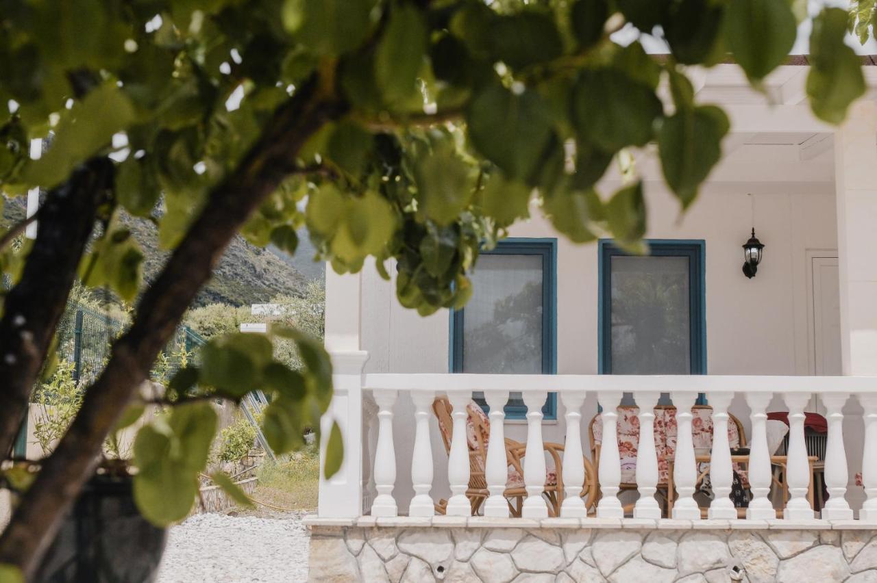 Vila Natali Himarë Dış mekan fotoğraf